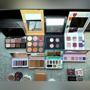 Huge Makeup Bundle (29 items)